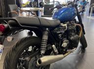 TRIUMPH STREET TWIN  900