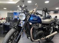 TRIUMPH STREET TWIN  900