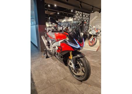 APRILIA TUONO 1100 V4