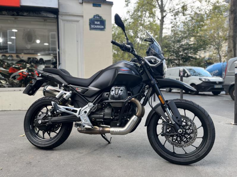 MOTO GUZZI V85 TT 850 STRADA - NOIR MAT - 1ER MAIN