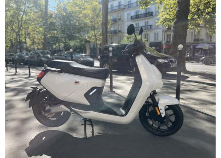 NIU 50 MQI GT BLANC - DESTOCKAGE NEUF