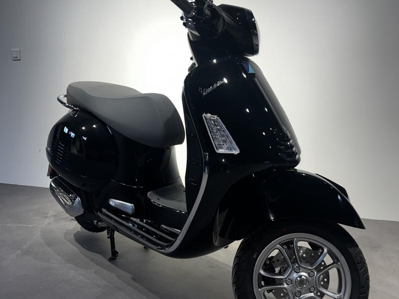 VESPA GTS 125 CLASSIC E5+