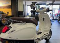 VESPA PRIMAVERA 125